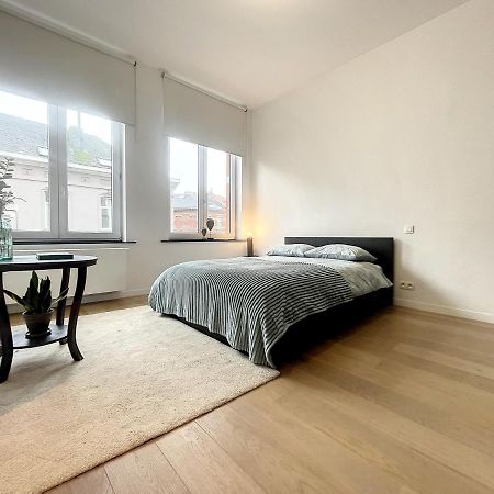 Elegant Flat Cinquantenaire Brussels Luaran gambar