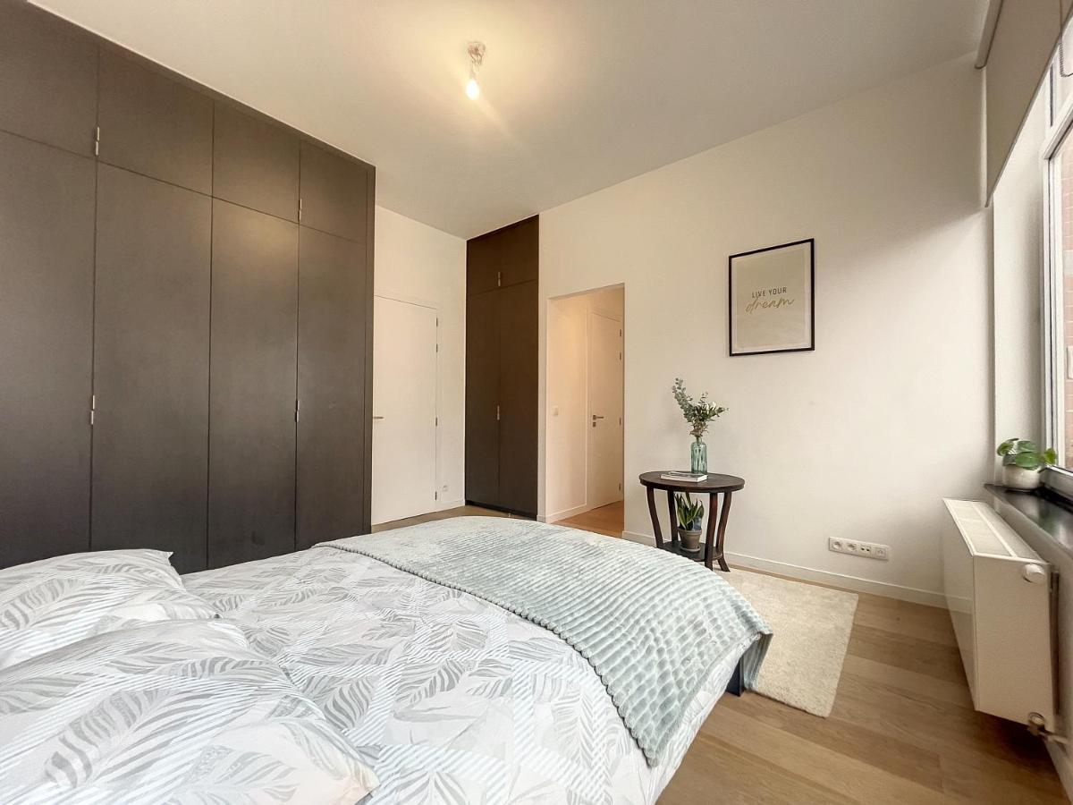 Elegant Flat Cinquantenaire Brussels Luaran gambar