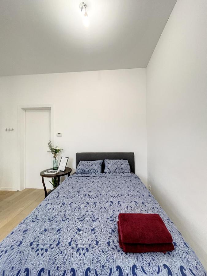 Elegant Flat Cinquantenaire Brussels Luaran gambar