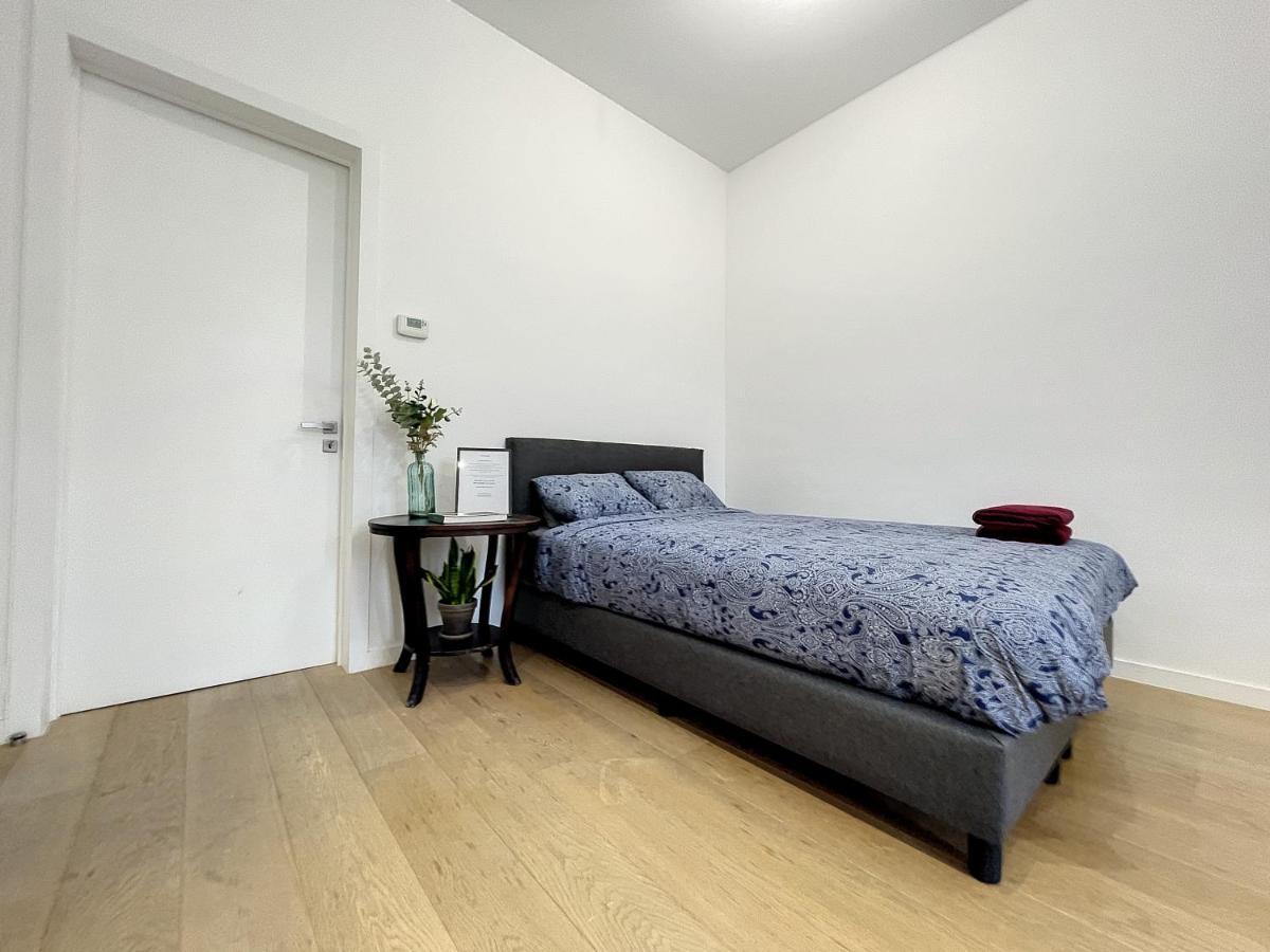 Elegant Flat Cinquantenaire Brussels Luaran gambar